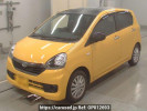 Daihatsu Mira e:S LA300S