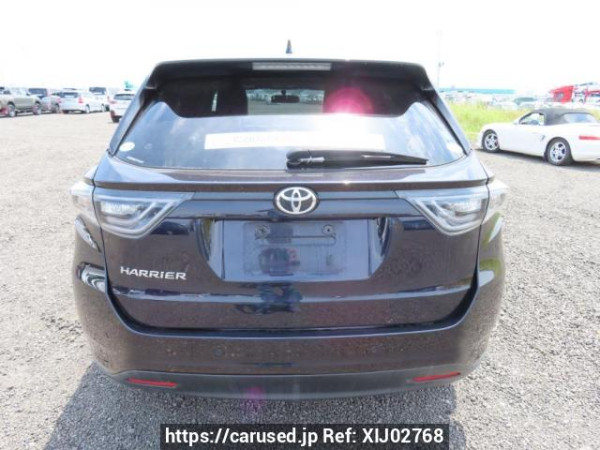 Used 2014 AT toyota harrier ZSU60W Image[5]