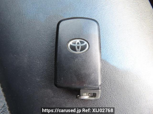 Used 2014 AT toyota harrier ZSU60W Image[26]