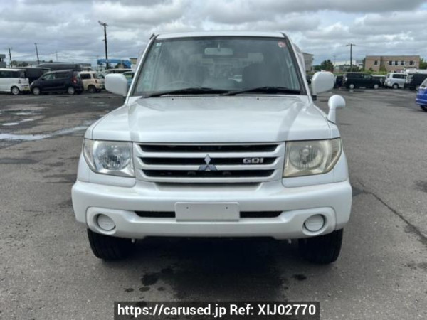 Used 2000 AT mitsubishi pajero-io H77W Image[1]