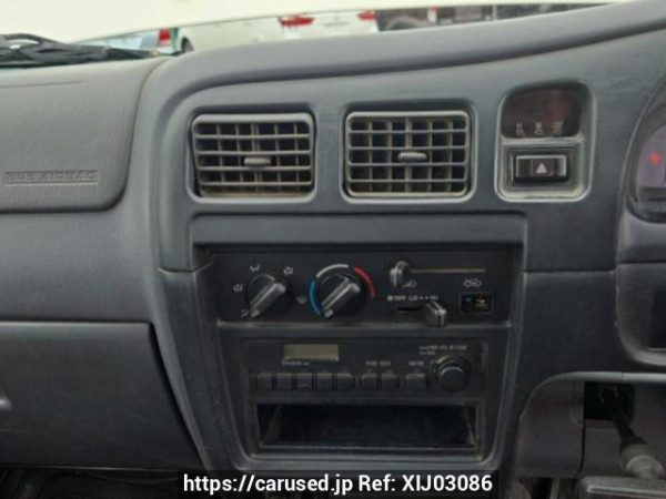 Used 2000 MT toyota hilux-pick-up LN167 Image[13]