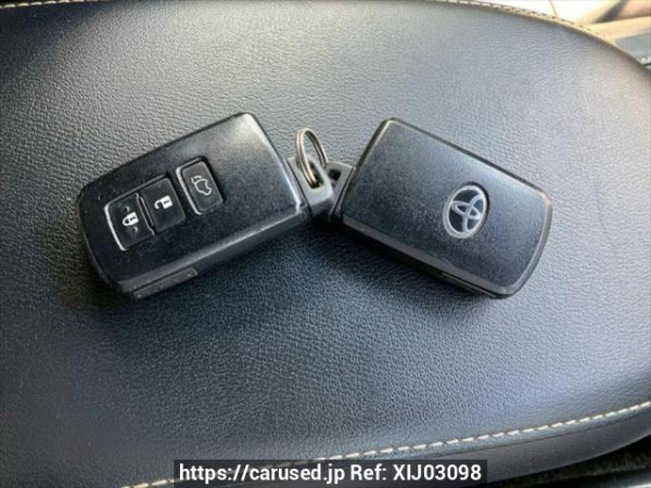 Used 2014 AT toyota harrier ZSU60W Image[46]