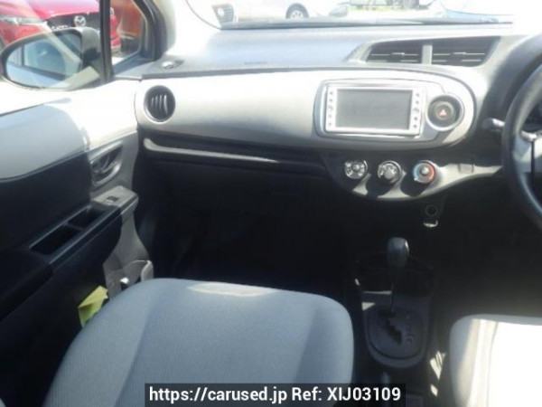 Used 2011 AT toyota vitz NSP130 Image[16]
