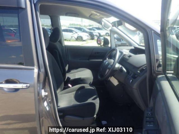 Used 2010 AT toyota noah ZRR70G Image[11]