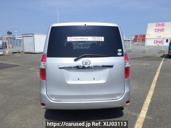 Used 2009 AT toyota noah ZRR70G Image[5]