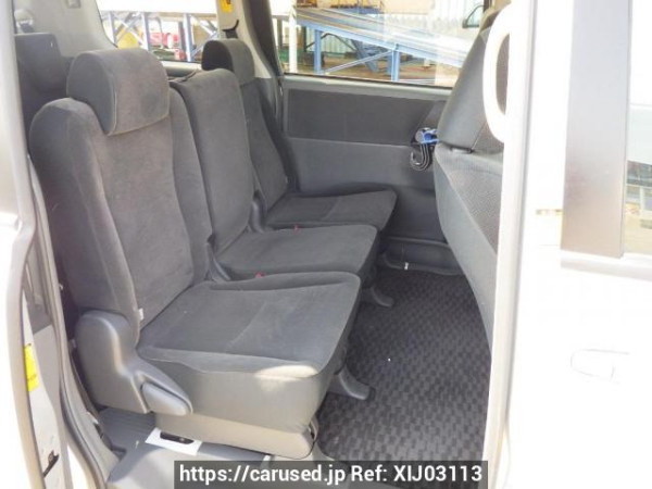 Used 2009 AT toyota noah ZRR70G Image[14]