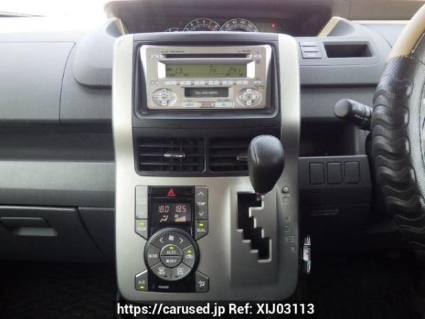 Used 2009 AT toyota noah ZRR70G Image[23]