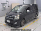 Toyota Voxy ZRR70W