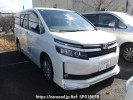 Toyota Voxy ZRR85G