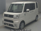 Toyota Pixis Mega LA700A