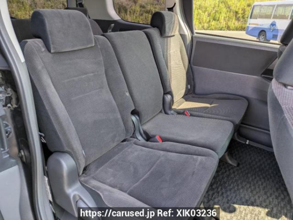 Used 2007 AT toyota noah ZRR70G Image[16]