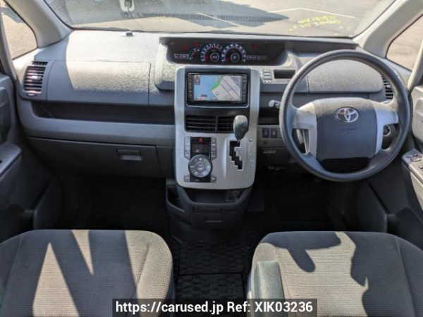 Used 2007 AT toyota noah ZRR70G Image[19]
