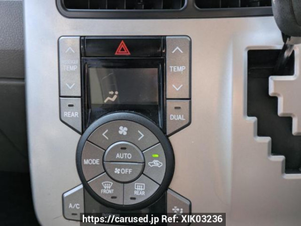 Used 2007 AT toyota noah ZRR70G Image[28]