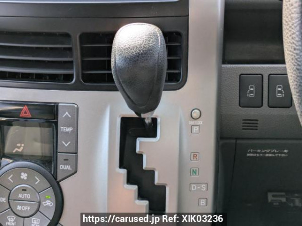 Used 2007 AT toyota noah ZRR70G Image[29]