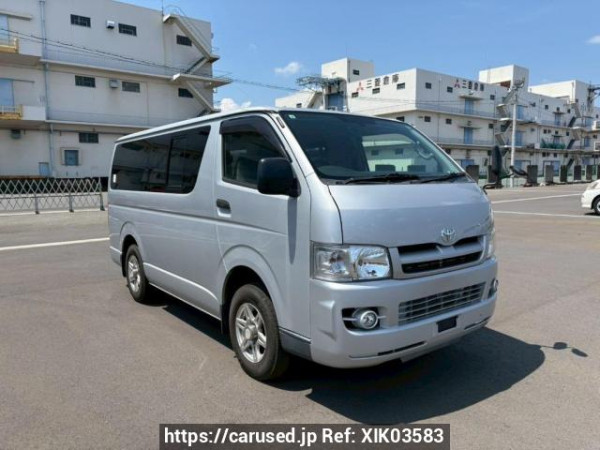 Used 2005 AT toyota regiusace-van KDH205V Image[0]