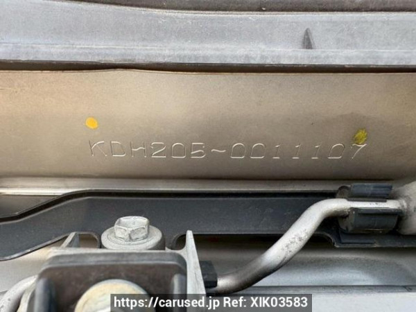 Used 2005 AT toyota regiusace-van KDH205V Image[11]