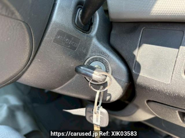 Used 2005 AT toyota regiusace-van KDH205V Image[28]