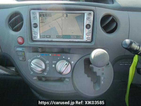 Used 2003 AT toyota sienta NCP81G Image[23]