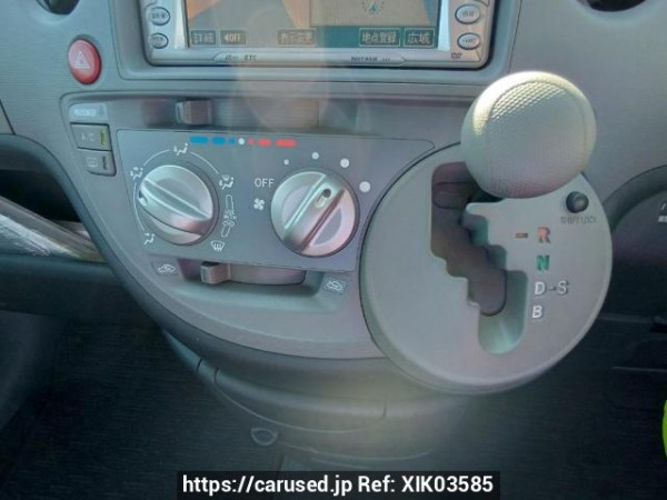 Used 2003 AT toyota sienta NCP81G Image[26]