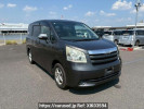 Toyota Noah ZRR70G