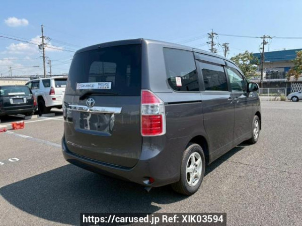 Used 2007 AT toyota noah ZRR70G Image[6]