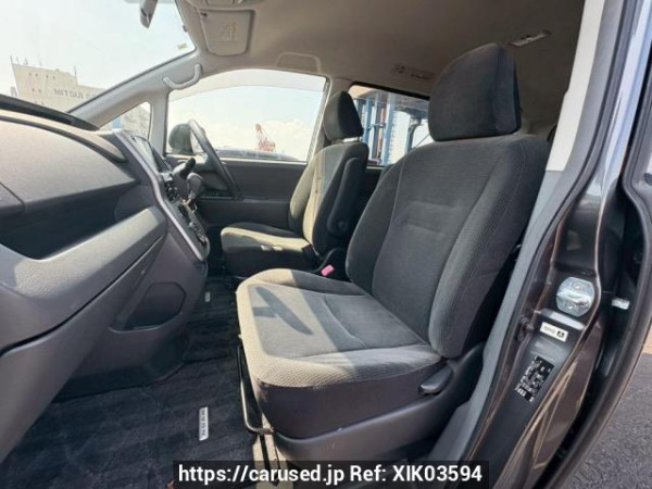 Used 2007 AT toyota noah ZRR70G Image[13]