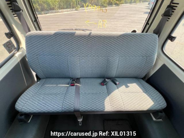 Used 2002 AT toyota hiace-wagon RZH111G Image[17]