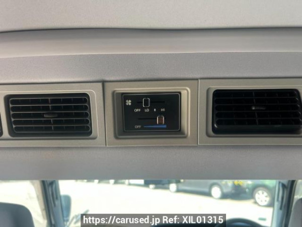 Used 2002 AT toyota hiace-wagon RZH111G Image[22]