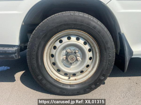 Used 2002 AT toyota hiace-wagon RZH111G Image[30]