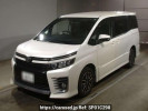 Toyota Voxy ZRR85W