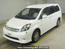 Toyota Isis ZGM15W