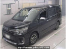 Toyota Voxy ZRR80W