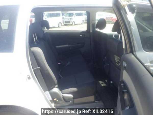 Used 2005 AT toyota wish ZNE10G Image[13]