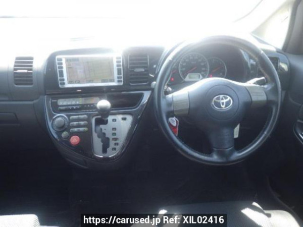 Used 2005 AT toyota wish ZNE10G Image[18]