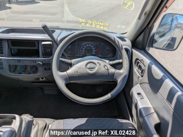 Used 2001 AT nissan caravan-coach CWGE25 Image[19]