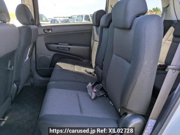 Used 2003 AT toyota wish ZNE10G Image[16]