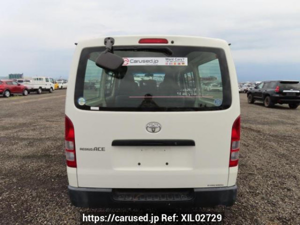 Used 2006 AT toyota regiusace-van KDH200V Image[5]