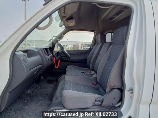 Used 2004 AT nissan caravan-van DWMGE25 Image[14]