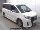 Toyota Noah ZWR80W
