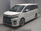 Toyota Voxy ZRR80W