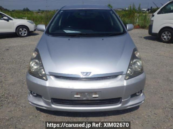 Used 2004 AT toyota wish ZNE10G Image[1]