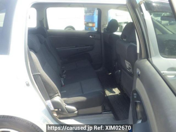 Used 2004 AT toyota wish ZNE10G Image[13]
