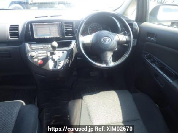 Used 2004 AT toyota wish ZNE10G Image[18]