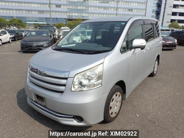 Used 2009 AT toyota noah ZRR70G Image[2]