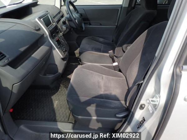 Used 2009 AT toyota noah ZRR70G Image[10]