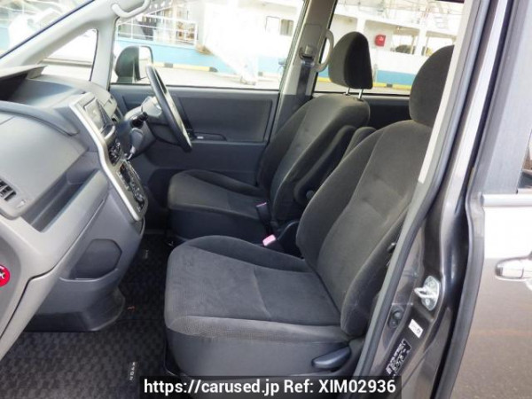 Used 2009 AT toyota noah ZRR70G Image[14]