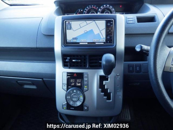 Used 2009 AT toyota noah ZRR70G Image[23]