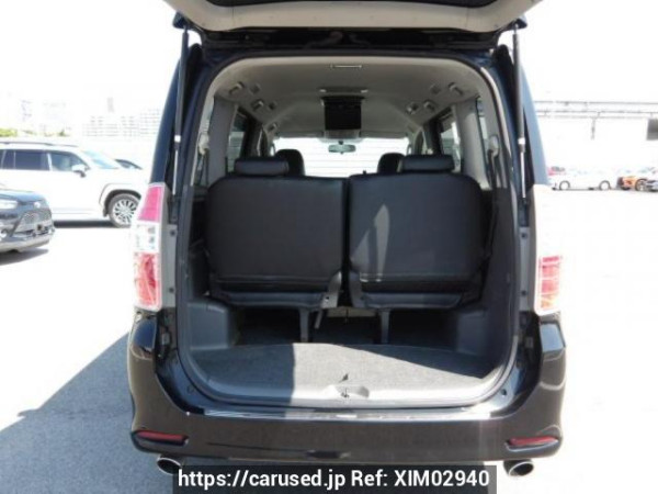 Used 2007 AT toyota voxy ZRR70W Image[6]