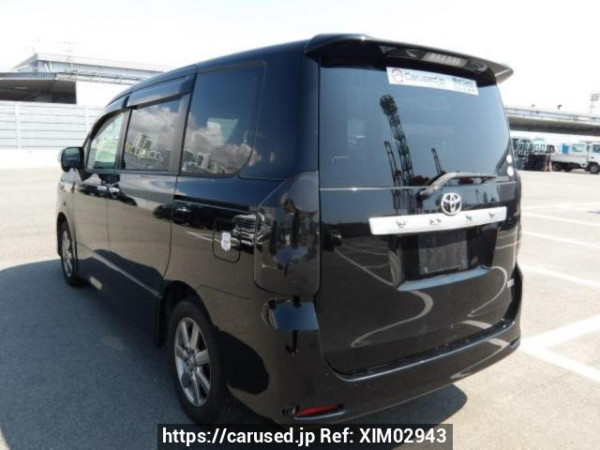 Used 2010 AT toyota voxy ZRR70W Image[3]