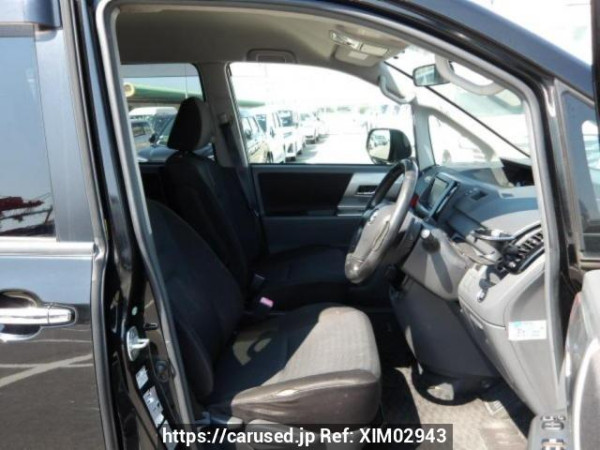 Used 2010 AT toyota voxy ZRR70W Image[10]